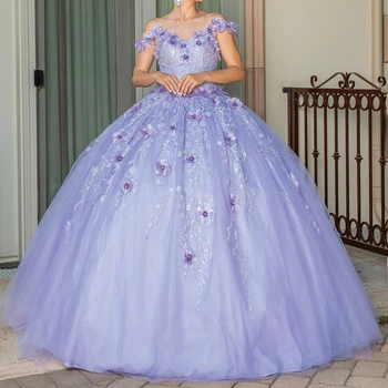 Lavandas Quinceanera Kleitas Pie Pleca Viduslaiku Balles Kleitu 3D Ziedi Aplikācijas Tull Mežģīnes Up vestido De 15 Anos Drēbes Bumbu