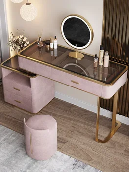 Luksusa kumode galda integrēti mūsdienu vienkāršas masīvkoka guļamistaba, papildu grims tabula